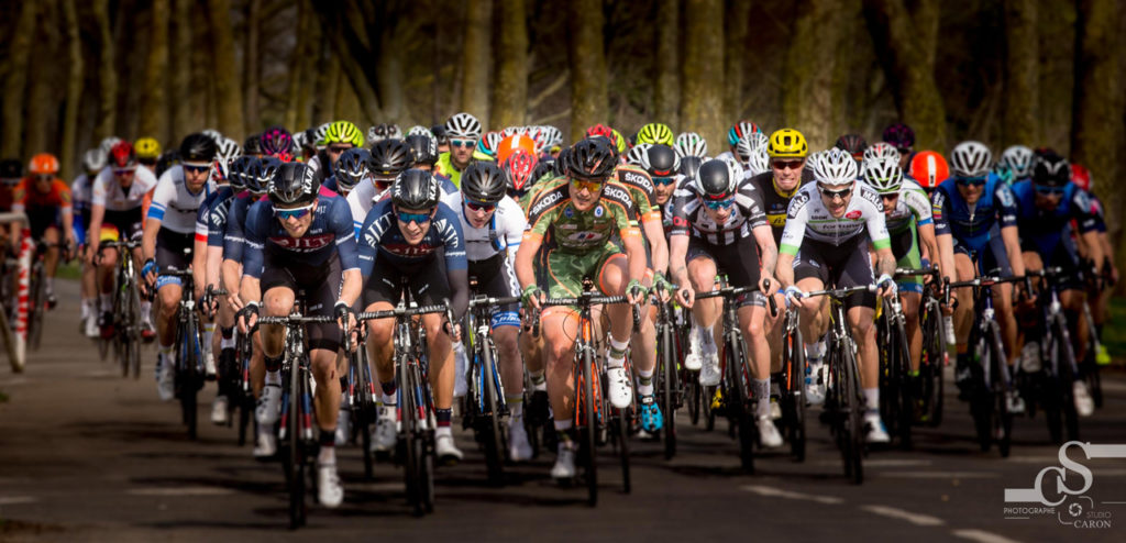 Peloton cyclisme hippodrome de CAEN